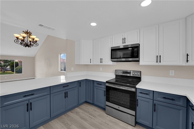 Building Photo - 6320 Peppermill Dr