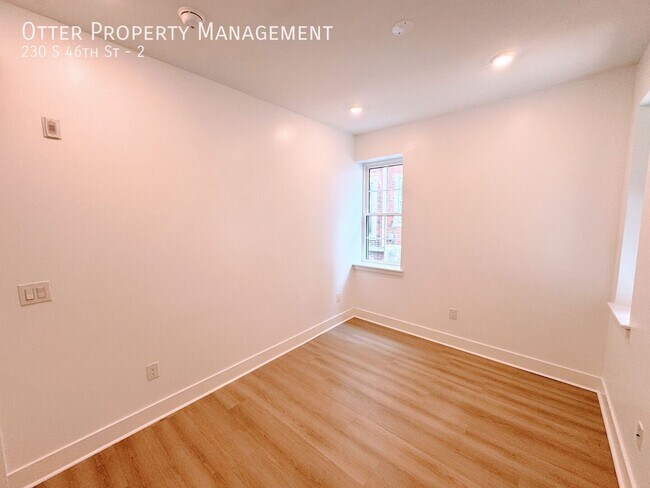 Building Photo - 230 S 46th St