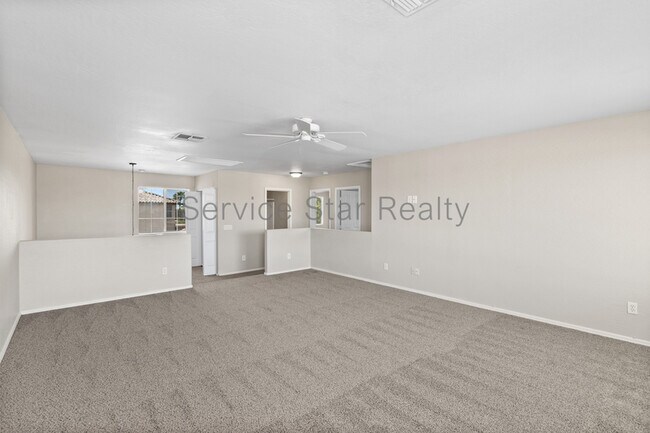 Building Photo - 12106 N 130th Dr