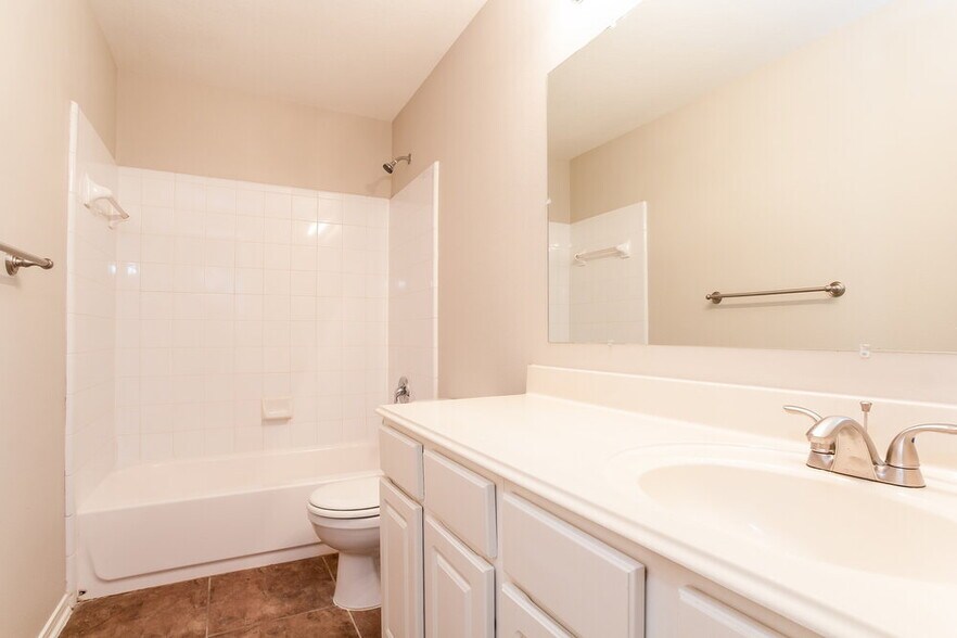 Building Photo - 4227 Forest Rain Ln