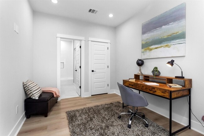 Building Photo - 1616 Euel St