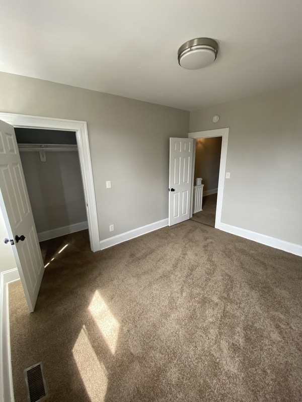 Building Photo - 4110 Harris Ave