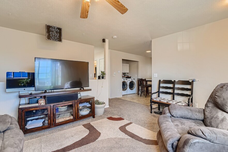 Building Photo - 3609 Watermans Landing Dr