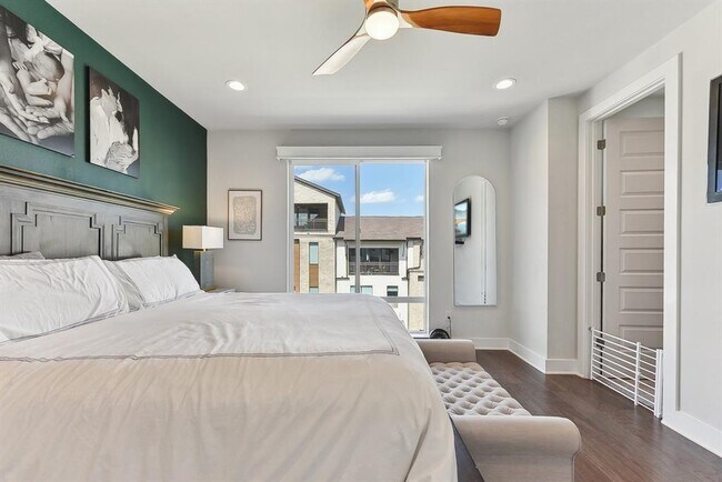 Building Photo - 4107 McKinley Fields Dr