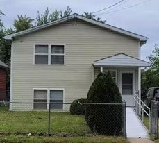 Building Photo - 406 W 3rd St