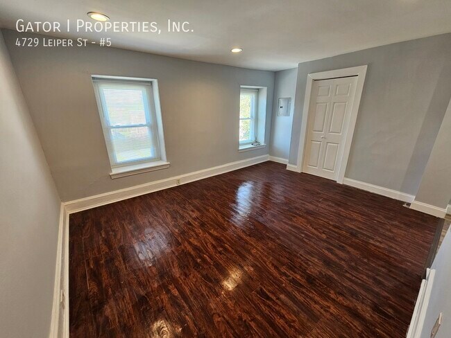 Building Photo - 4729 Leiper St