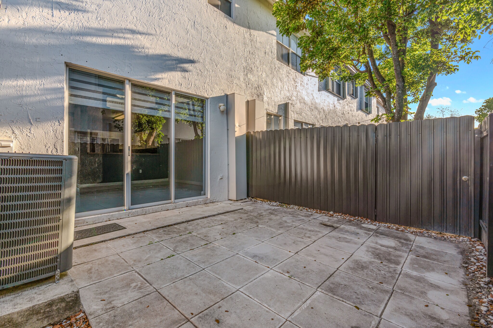 Building Photo - 5460 NW 107th Ave