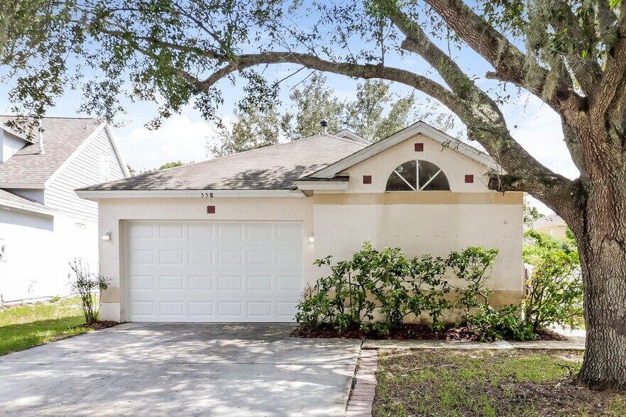 Primary Photo - 558 Summer Sails Dr