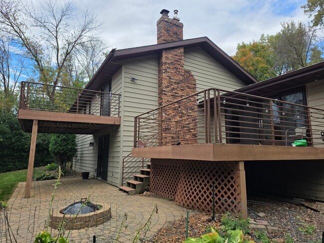 Building Photo - 4110 Juneau Ln N