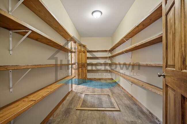 Building Photo - 4-Bedroom 2-Bathroom Home with Attached 2-Car Garage Available in Blanchard!