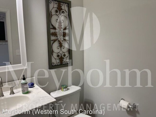 Building Photo - 4 br, 3 bath House - 507 Schaver Loop