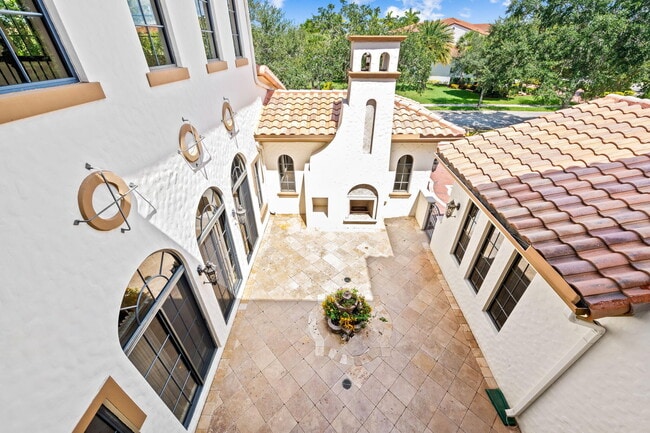 Building Photo - 7040 Long Leaf Dr