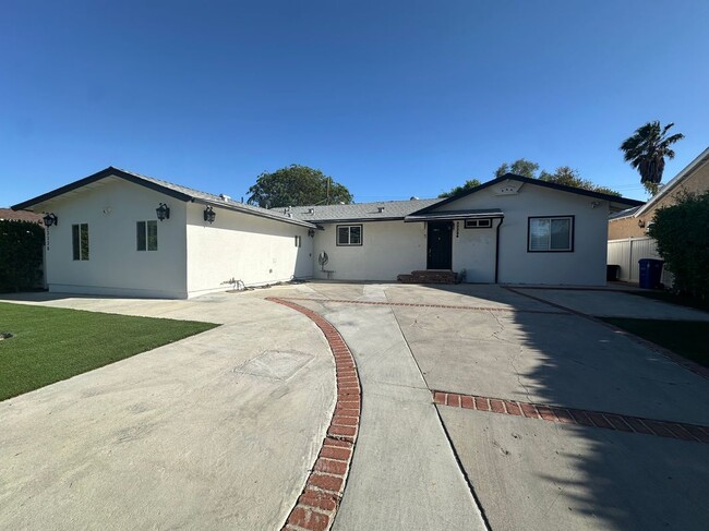 Primary Photo - 22230 Strathern St