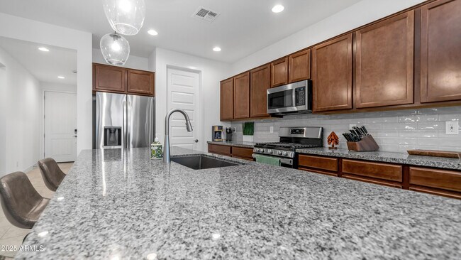 Building Photo - 16159 S 177th Dr