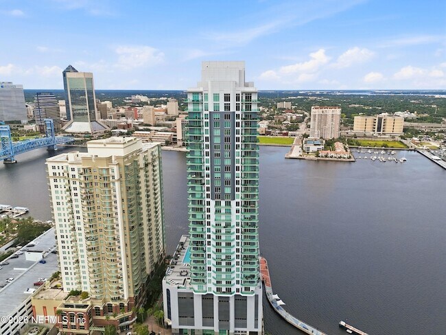 Building Photo - 1431 Riverplace Blvd