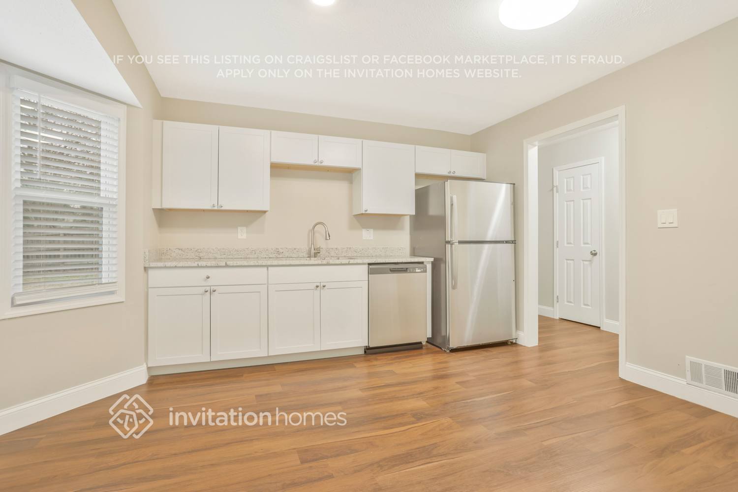 Building Photo - 2404 Hillboro Cir S W