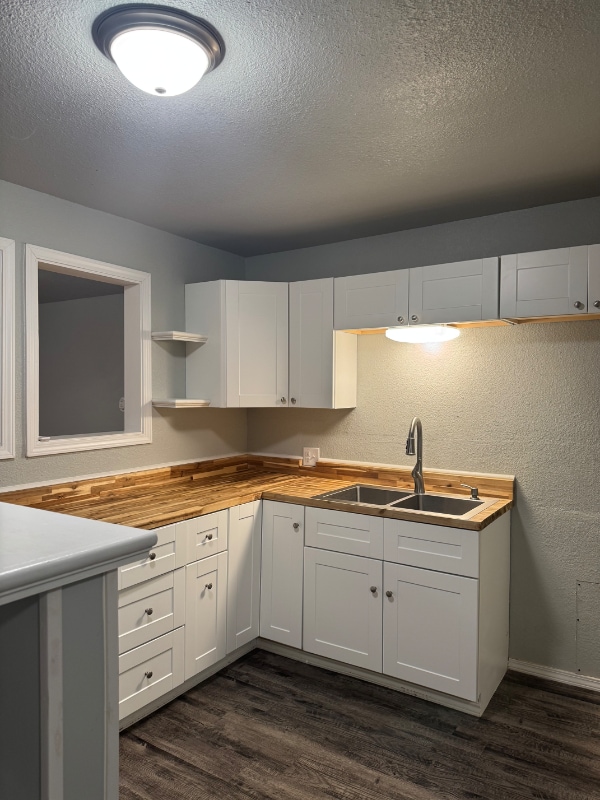 Building Photo - 1907 Nix St