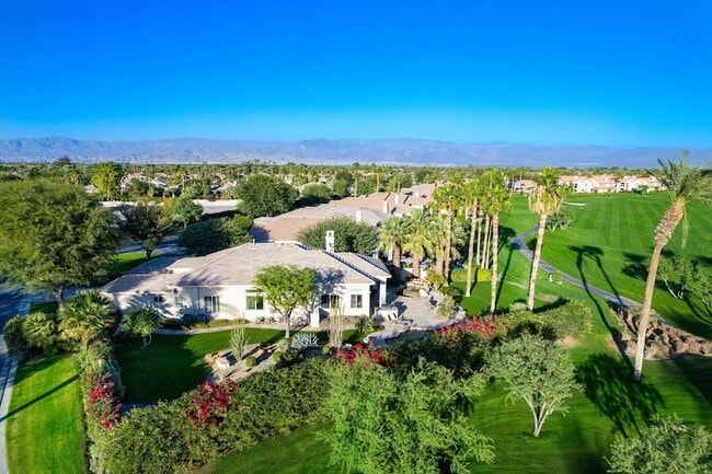 Building Photo - 50944 Via Ancantara