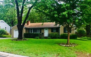 Building Photo - {5600} Prairie Village Ranch + Hardwood Fl...