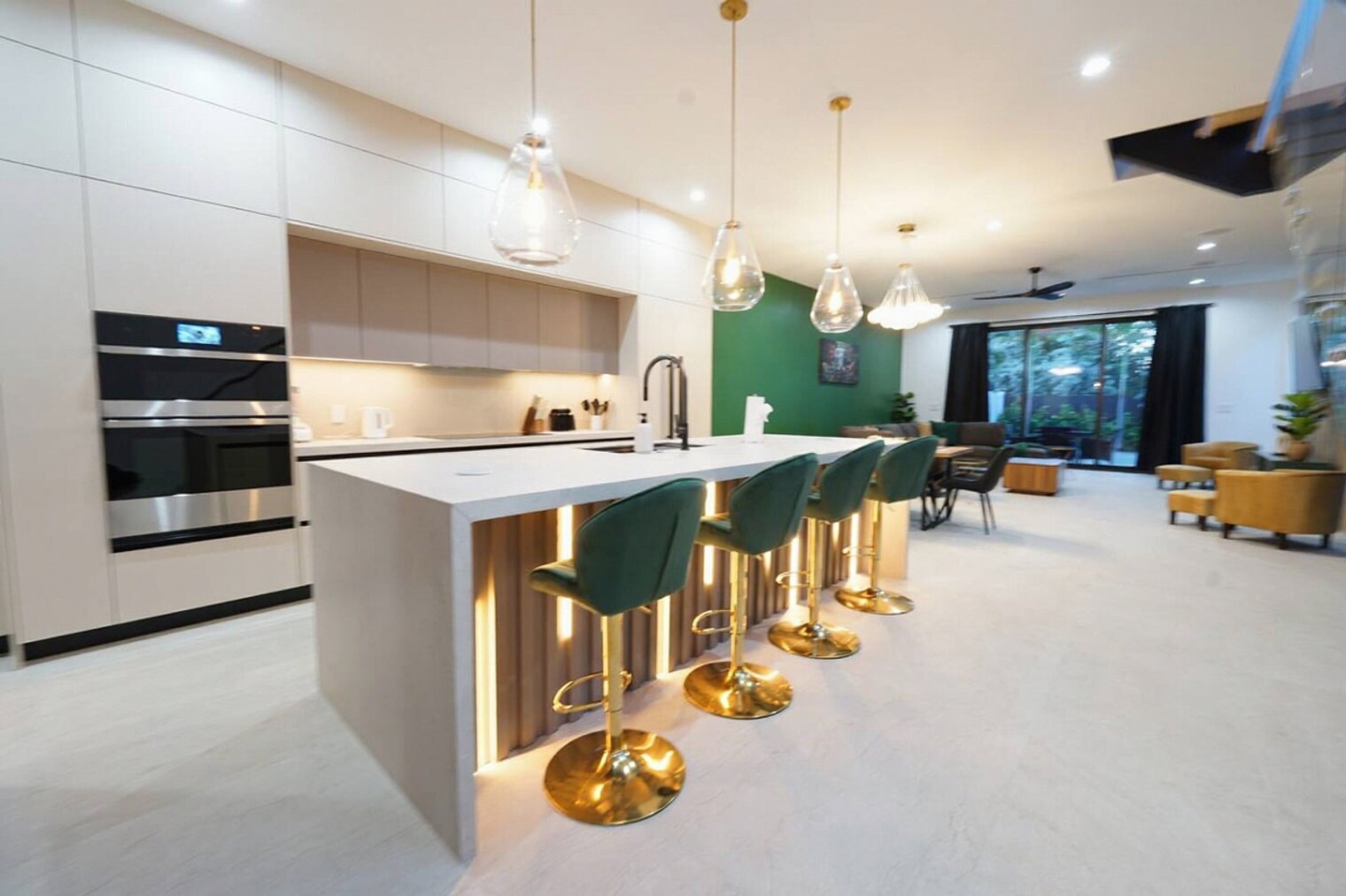 Building Photo - 1812 Miami Rd