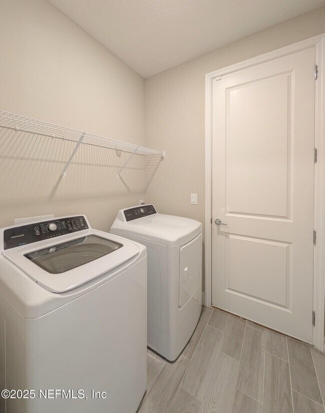 Building Photo - 95 Sadler Ct
