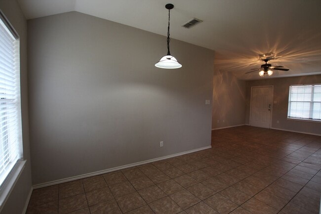 Building Photo - 18067 Loring Ln
