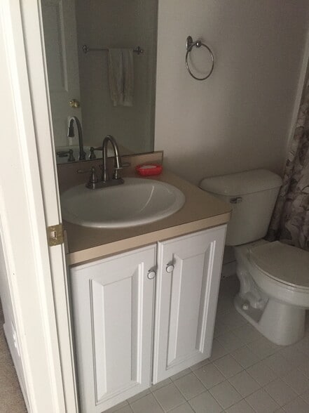 Building Photo - 2787 Barclay Way