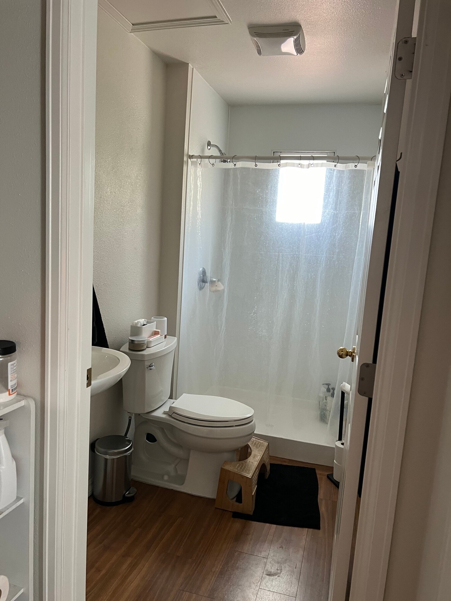 Second Bathroom - 302 E Uintah St