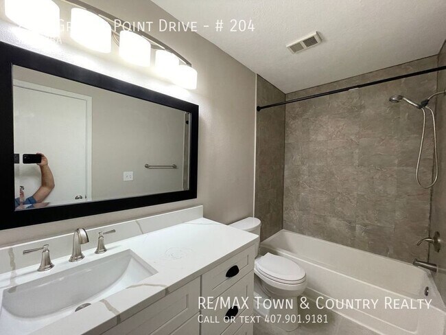 Building Photo - Lake Mary Waterfront Condo
