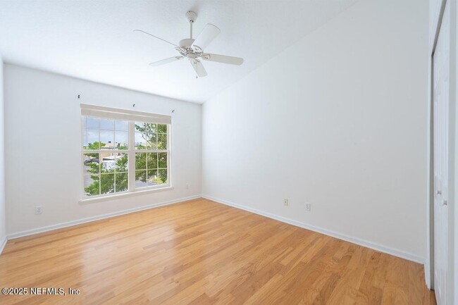 Building Photo - 168 Jardin De Mer Pl