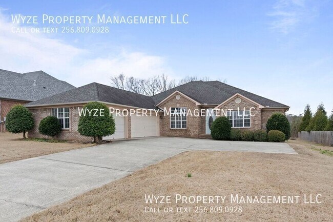 Building Photo - 104 Hardiman Pl Ln