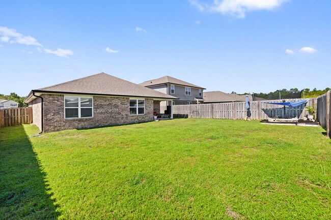 Building Photo - 1016 Limpkin St