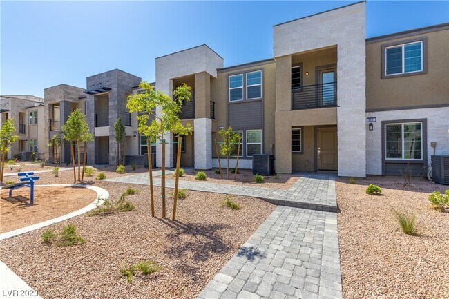 Primary Photo - 1131 Tektite Ave