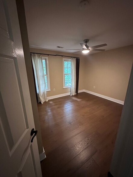 Building Photo - 10205 Chinkapin Dr