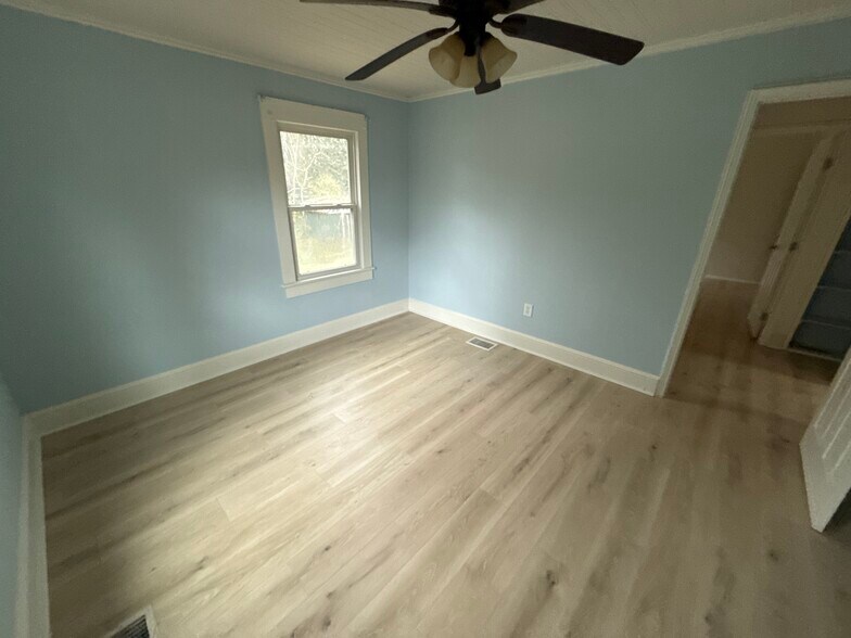 Building Photo - 4104 Old Austell Rd