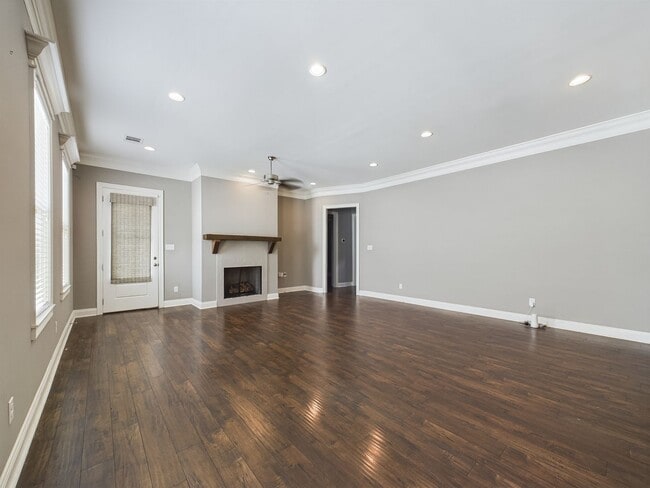 Building Photo - COMING SOON! Welcome to your charming rental home, where comfort and style come together seamlessly!