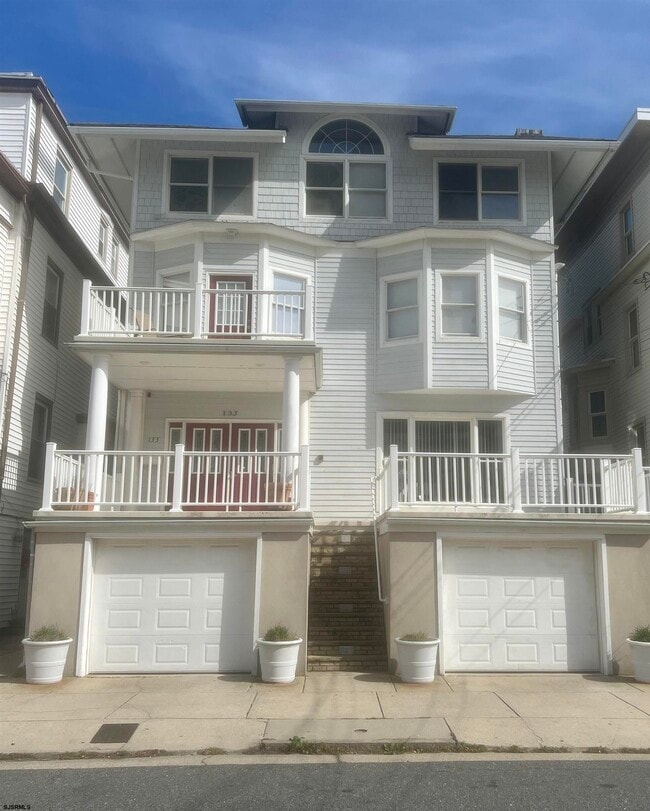 Building Photo - 133 S Kingston Ave