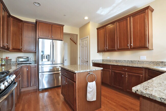 Building Photo - 21911 W Tori Ln