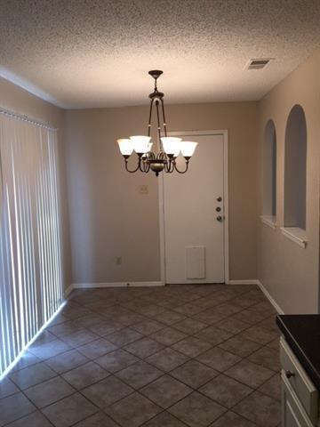 Building Photo - 1413 Eagle Pass Dr