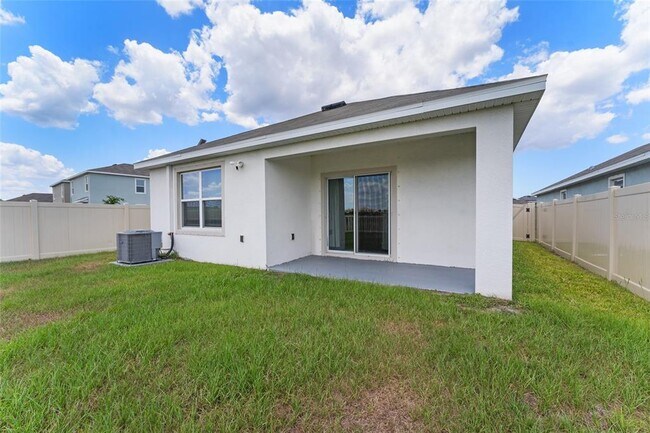 Building Photo - 17058 Oval Rum Dr