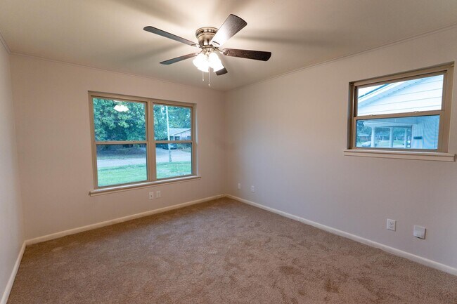 Building Photo - South Shreveport Rental