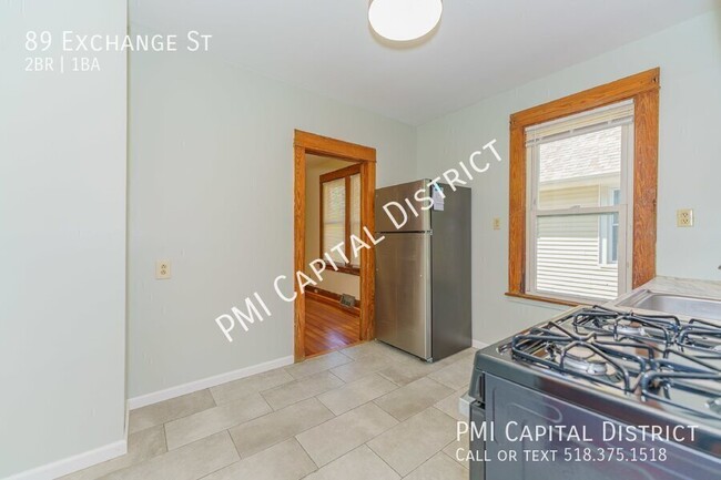 Building Photo - Gorgeous, Single-Family House w/ Skylights...