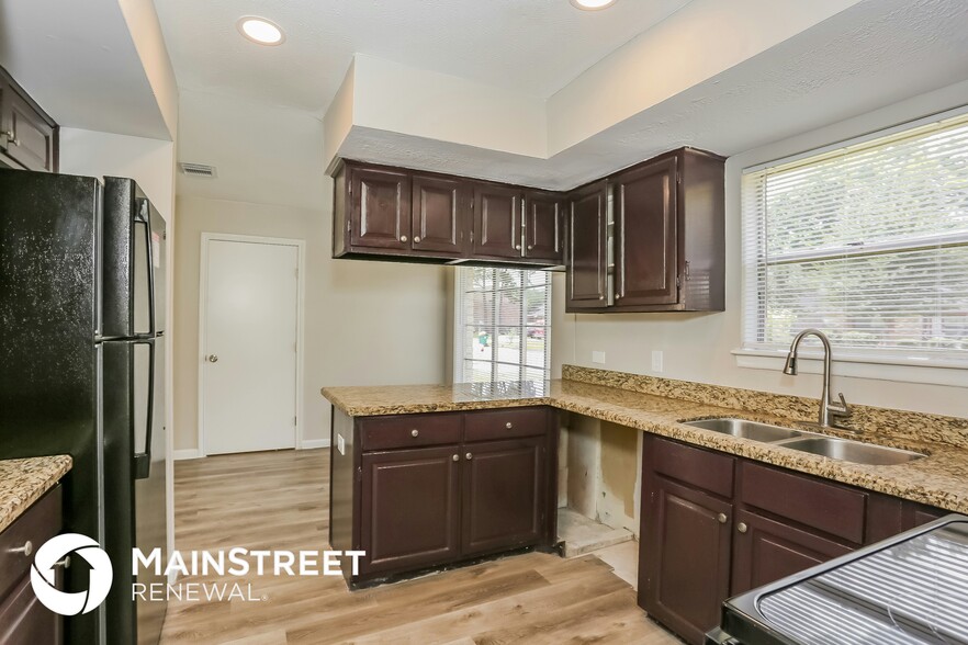Building Photo - 10402 Sagetree Dr