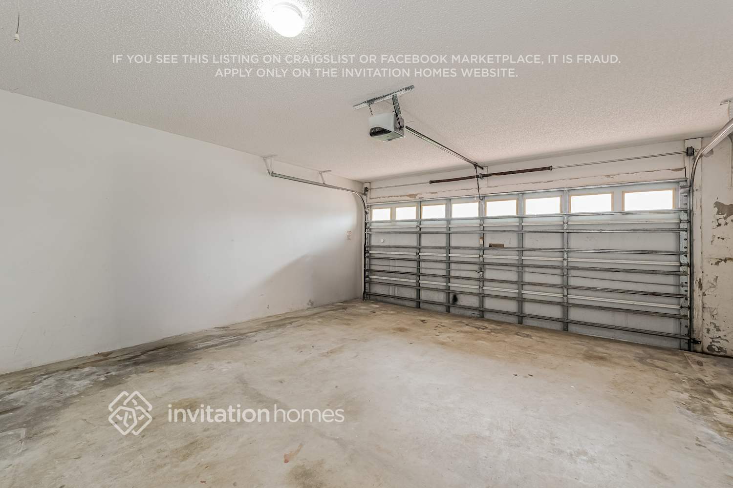 Building Photo - 1796 S Club Dr