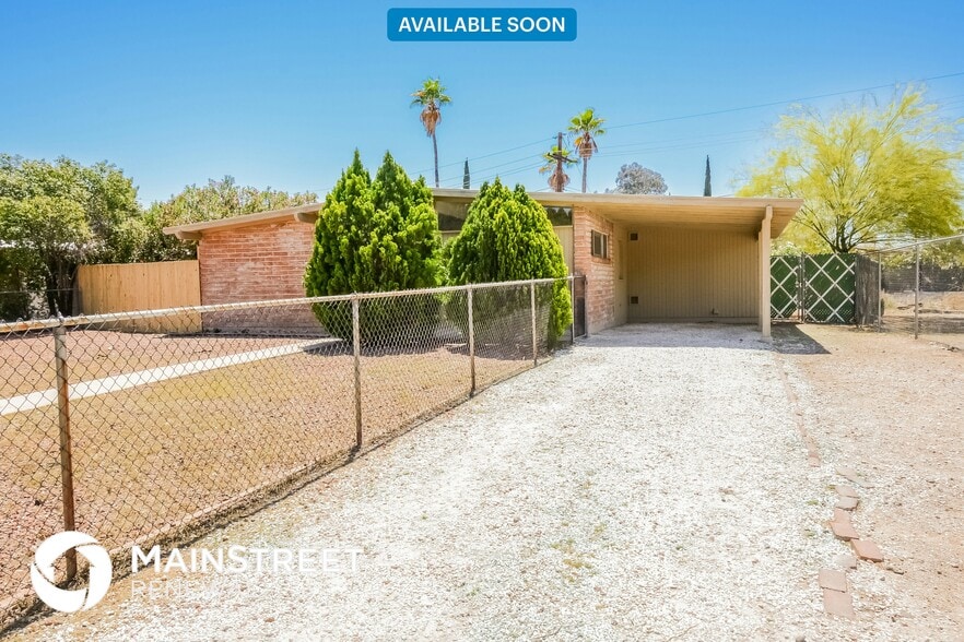 Primary Photo - 7902 E Scarlett St