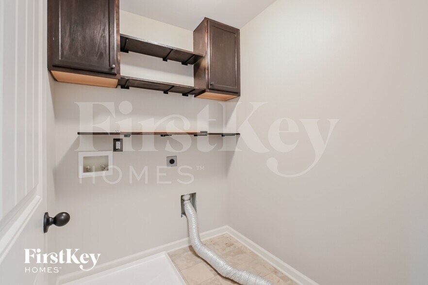 Building Photo - 78 W Lumber Ct