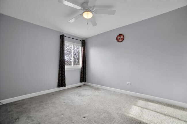 Building Photo - 1758 Red Bud Rd
