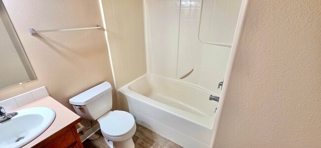 Building Photo - Modern 3-Bed Duplex with Hilltop Views and...