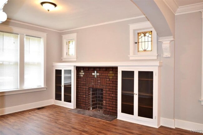 Building Photo - 4919 Murdoch Ave