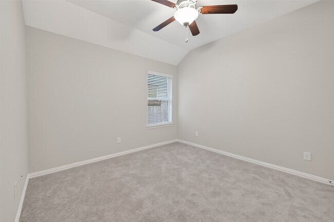 Building Photo - 134 S Bearkat Ct